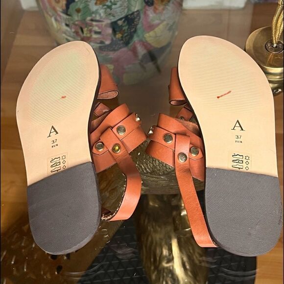 Anthropologie Hattie Studded Slingback Sandals - Picture 6 of 8
